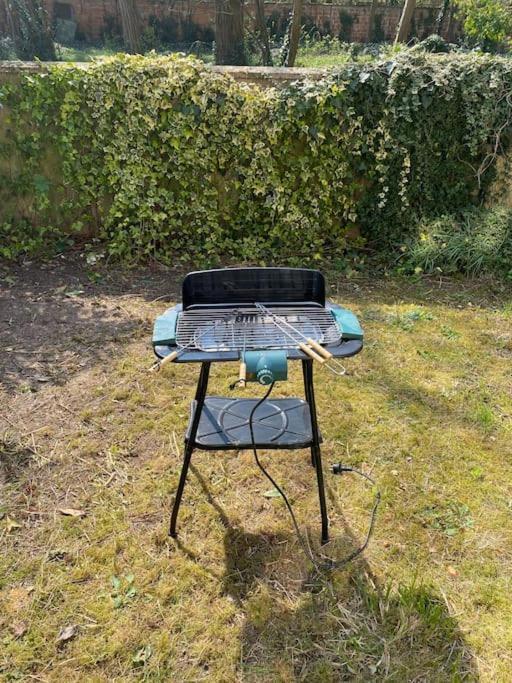 Appartement Cosy Avec Jardin Privatif Et Garage Fontainebleau Zewnętrze zdjęcie