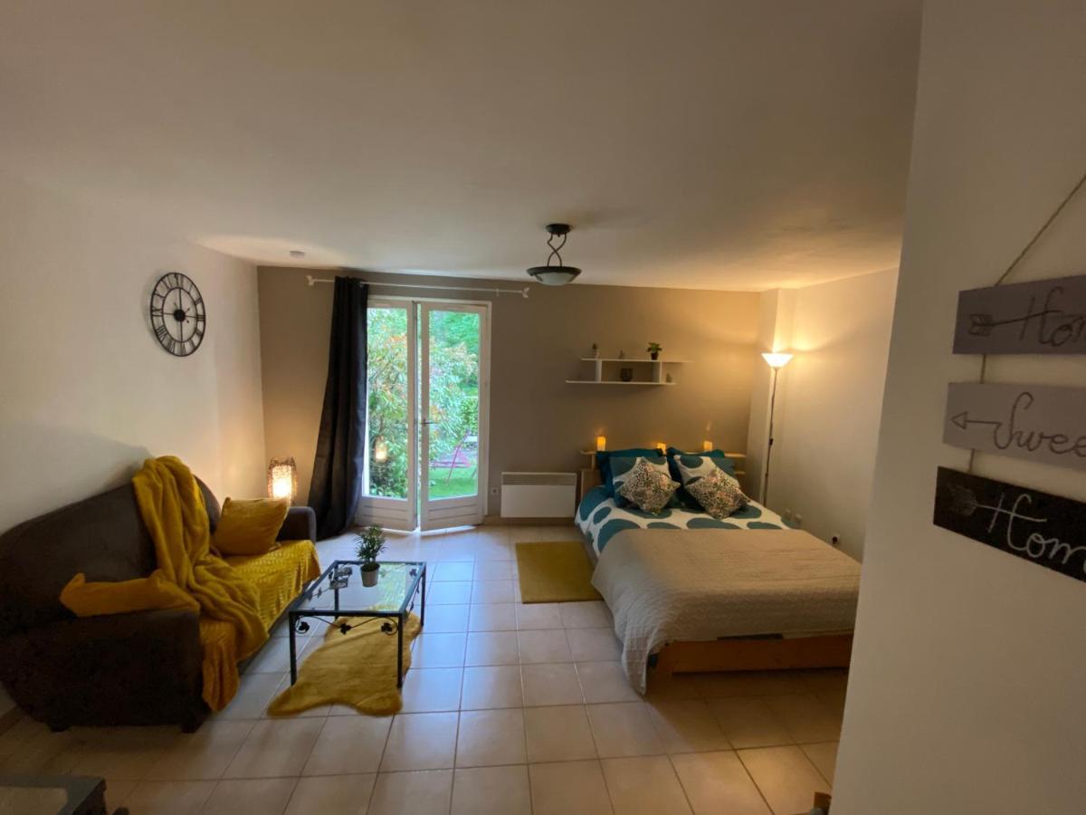 Appartement Cosy Avec Jardin Privatif Et Garage Fontainebleau Zewnętrze zdjęcie